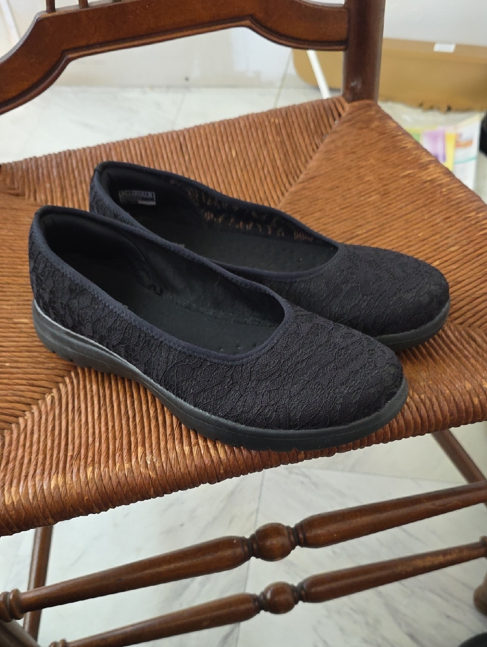 Black Women's Comfort Lace Ballet Flats